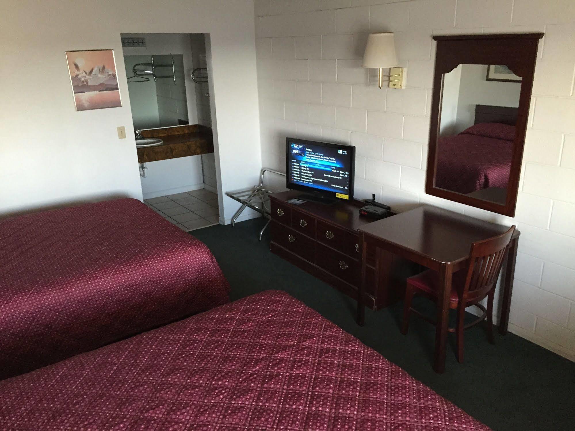 Slumber Inn Harrisonville Екстер'єр фото